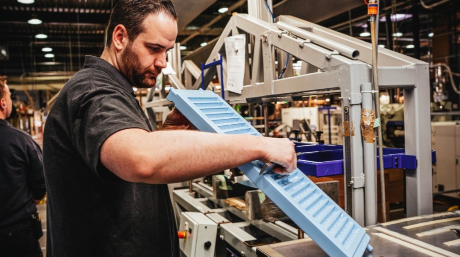 B.V. Vormenfabriek Tilburg Tilburg afbeelding 2